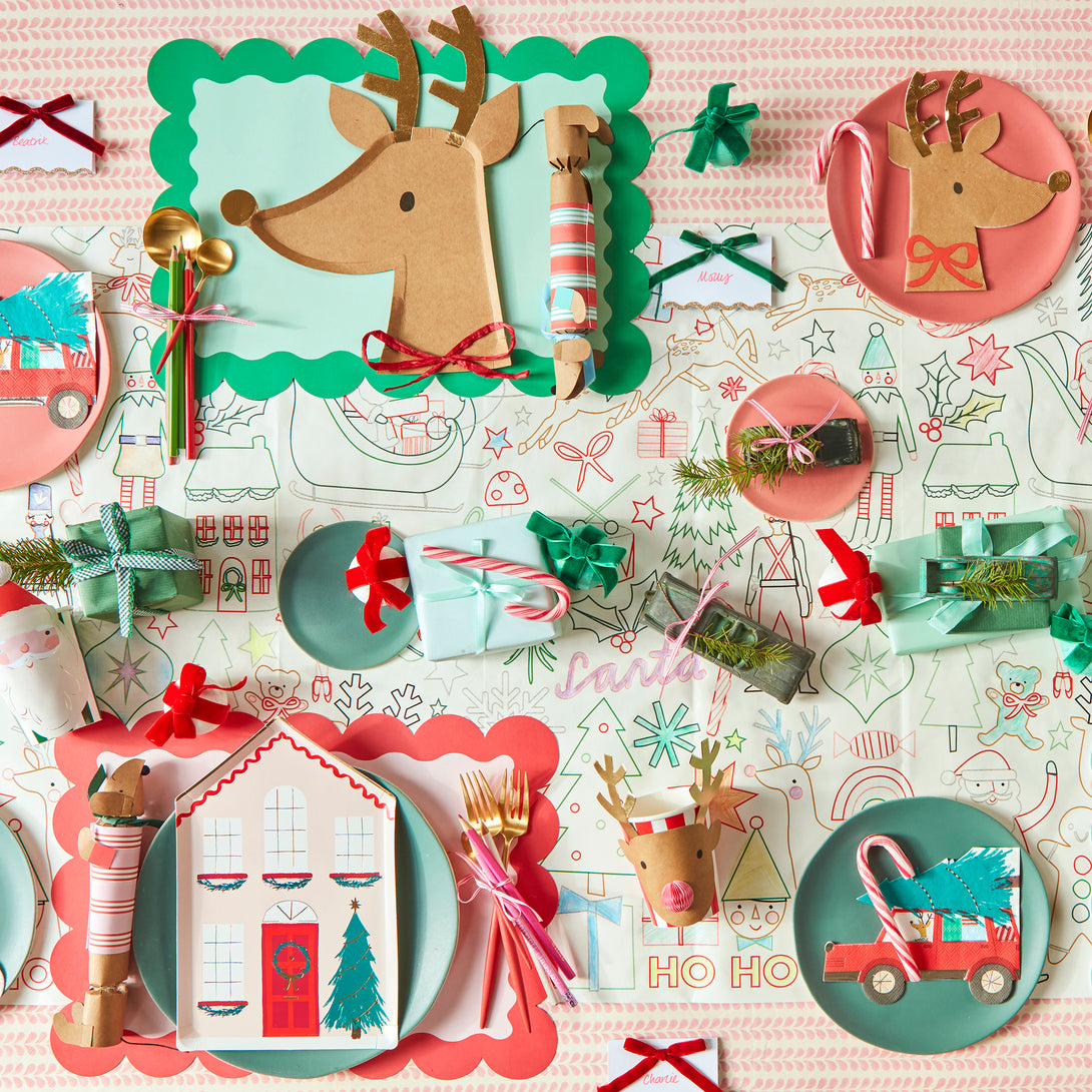 Our reindeer napkins are the ideal Christmas napkins to brighten up your Christmas table.