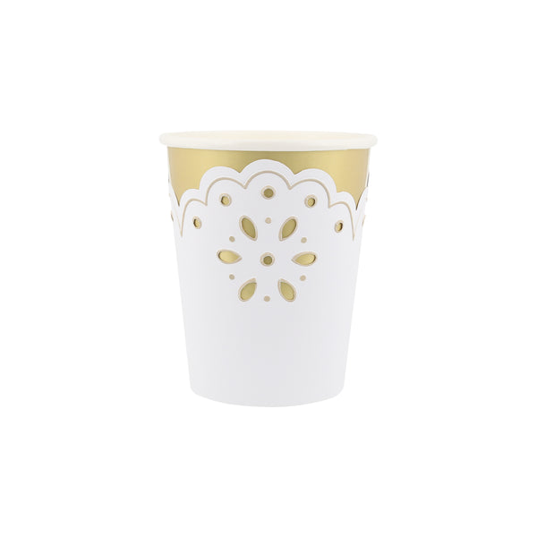 Our white party cups have an embossed lace design and shiny gold foil details, ideal as special celebration cups.