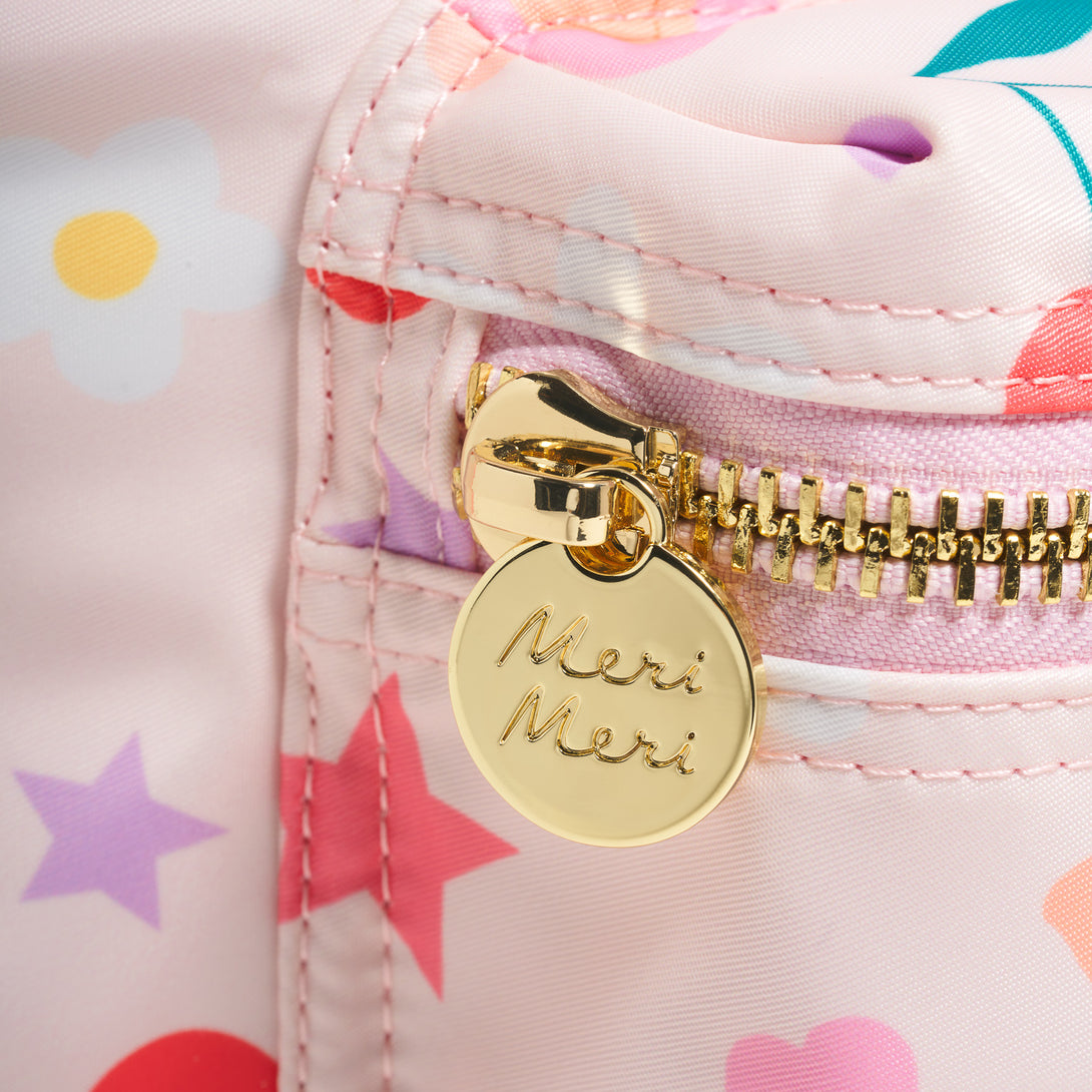 Whether you're heading to class or out and about, this kids' bag is the perfect carry-all for wherever you're going. Image6