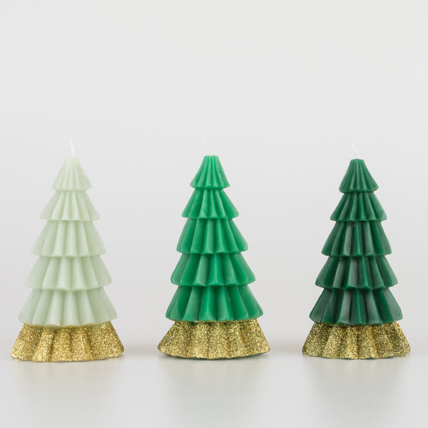 Our glitter tree candles are ideal if you're looking for wonderful Christmas table decoration ideas.