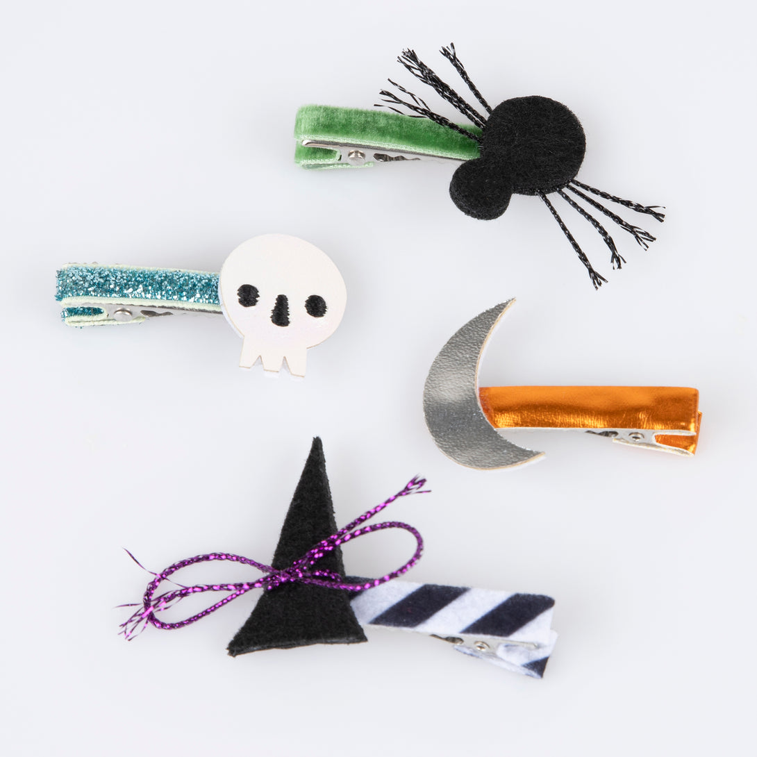 Get Halloween party hair with our hair clips with Halloween icons.