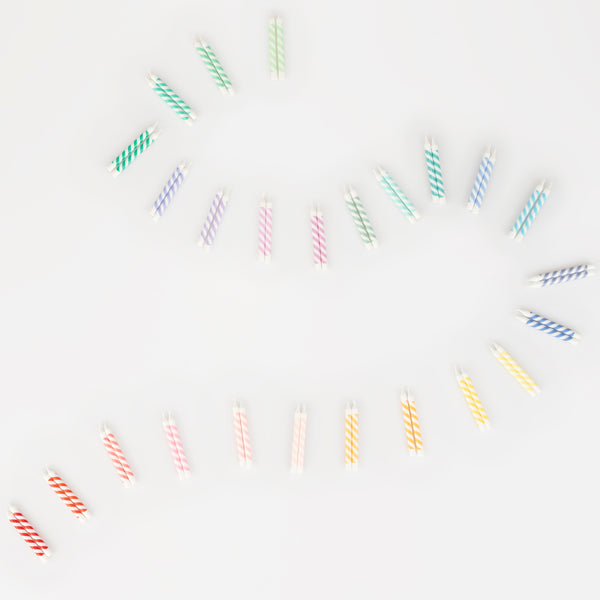Our mini candles, striped candles with many colors, are perfect for cupcakes or for birthday cakes. Image3