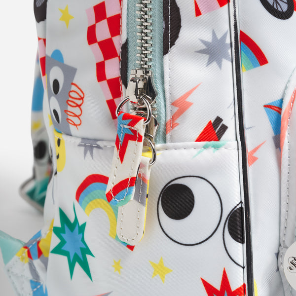 Compact yet practical, this kids' bag is great for playdates, outings or mini adventures. Image7