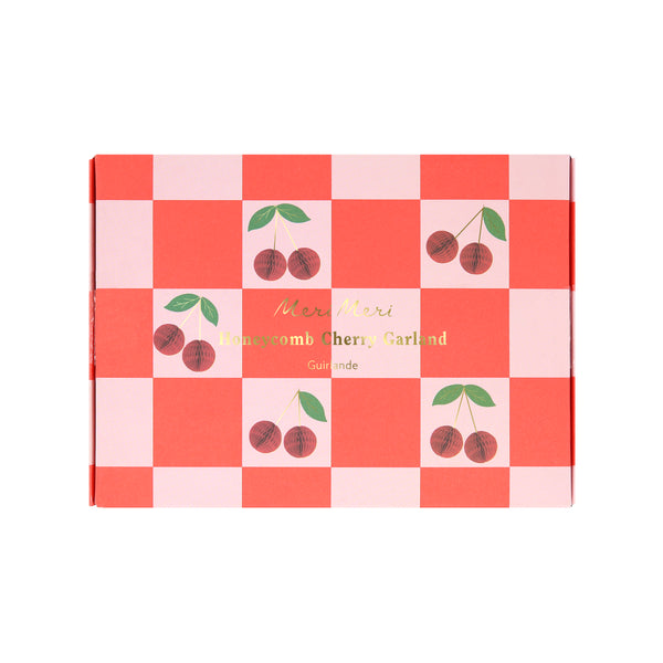 Our paper garland features 3D cherries for a vibrant look, it's perfect as a decoration for a garden party, BBQ or a retro 50s party. Image4