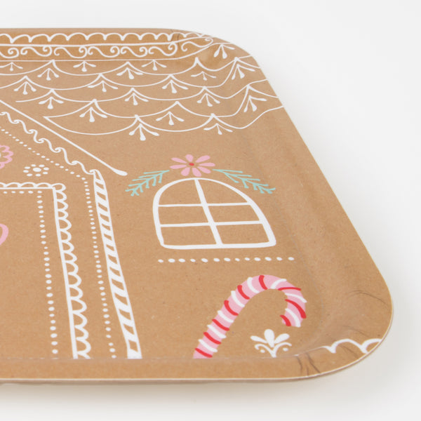 Our Christmas tray is designed to look like a gingerbread house, and is perfect to place food and drinks or, or to use as a craft tray. Image3