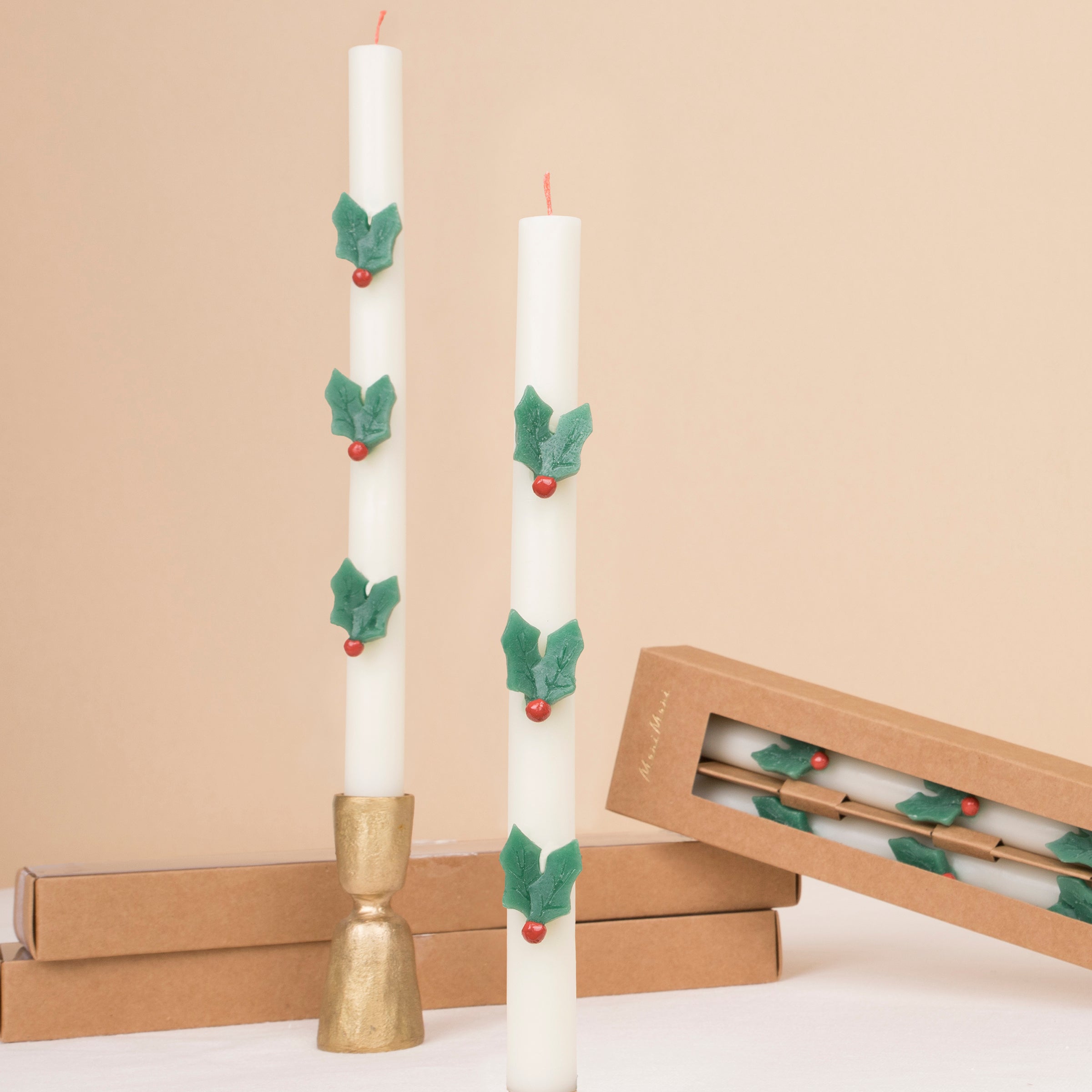 Holly Table Candles (x 2) - Thumbnail 2