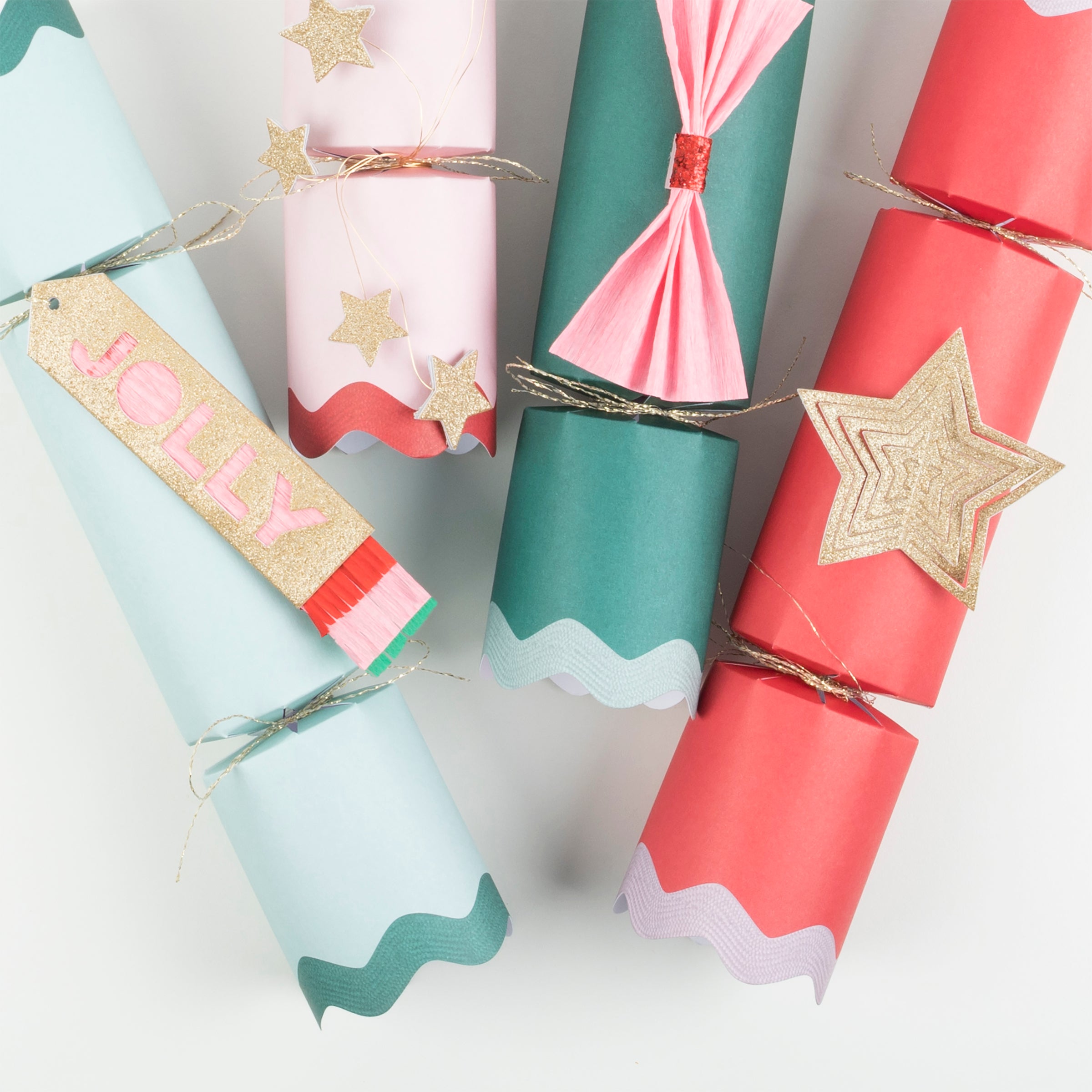 The crackers contain fun erasers for kids, party party hats and jokes.