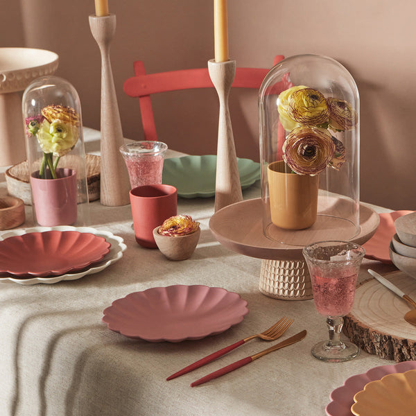 These melamine cups, with bamboo, are the perfect kids cups. Image2