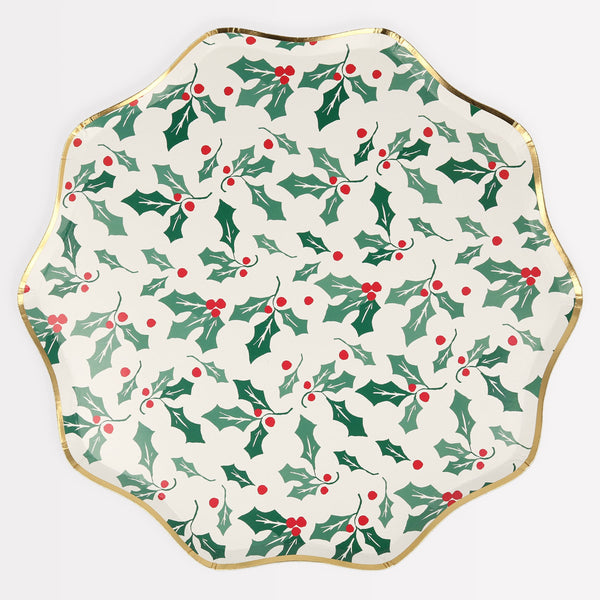 Our paper plates feature a holly design, wavy border and shiny gold foil details, perfect to add to your Christmas party supplies.