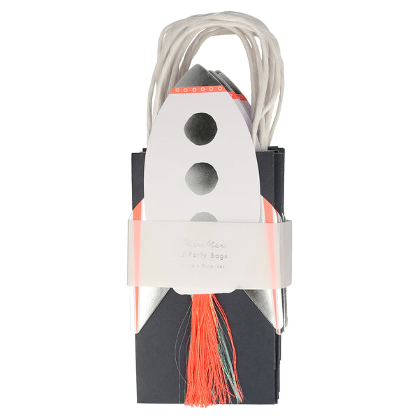 Our paper party bags are decorated with a shiny rocket, perfect as small gift bags too. Image5