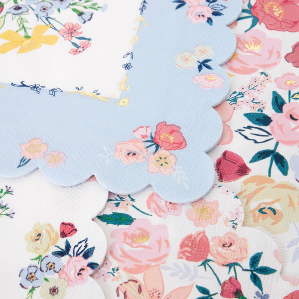Our party napkins, with beautiful flowers, are ideal for a garden party or picnic. Image3