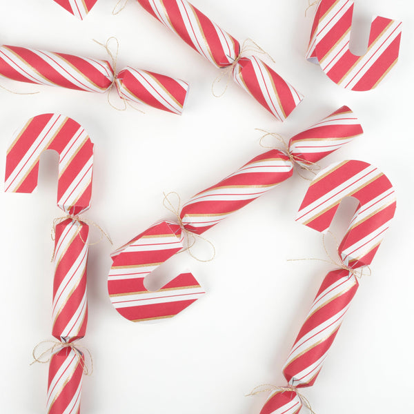 Our fun Christmas crackers, designed as candy cane decorations, make wonderful Christmas crackers for kids. Image5