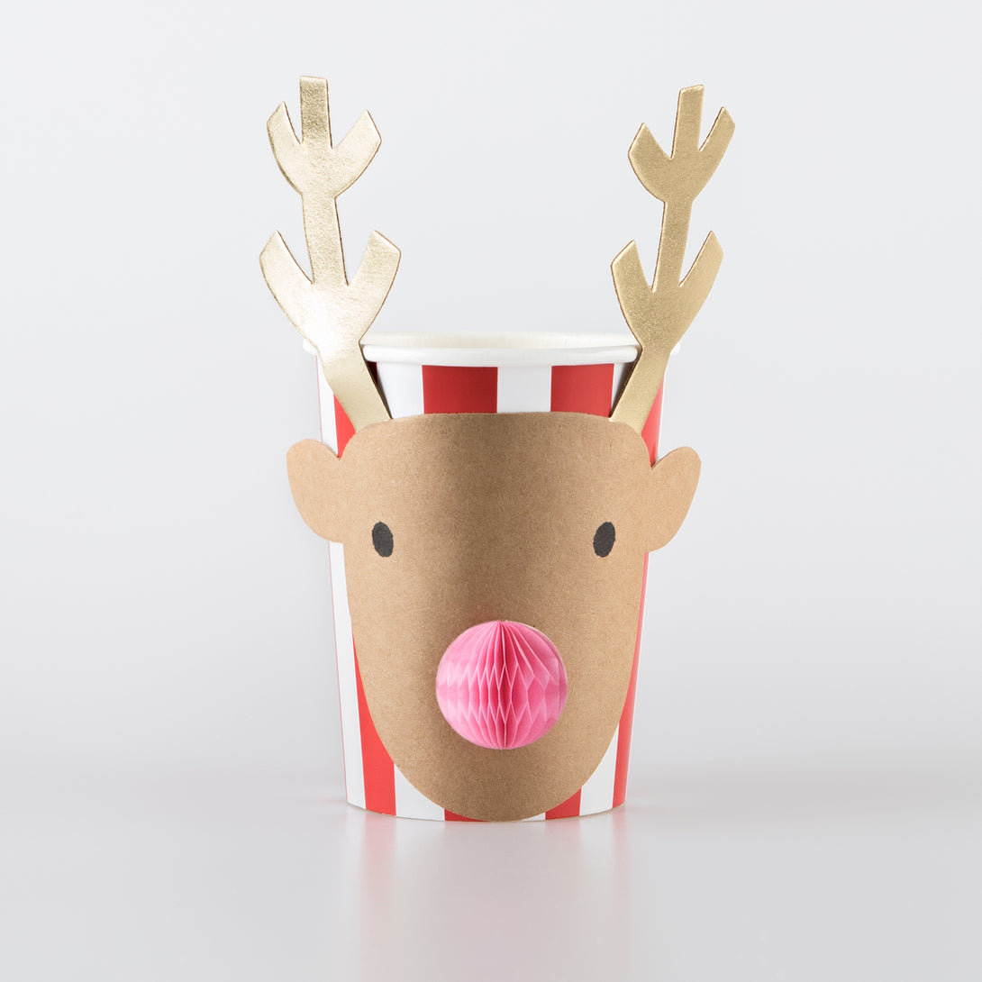 Our party cups, which include a Santa cup and reindeer cups, will make your Christmas drinks look amazing.