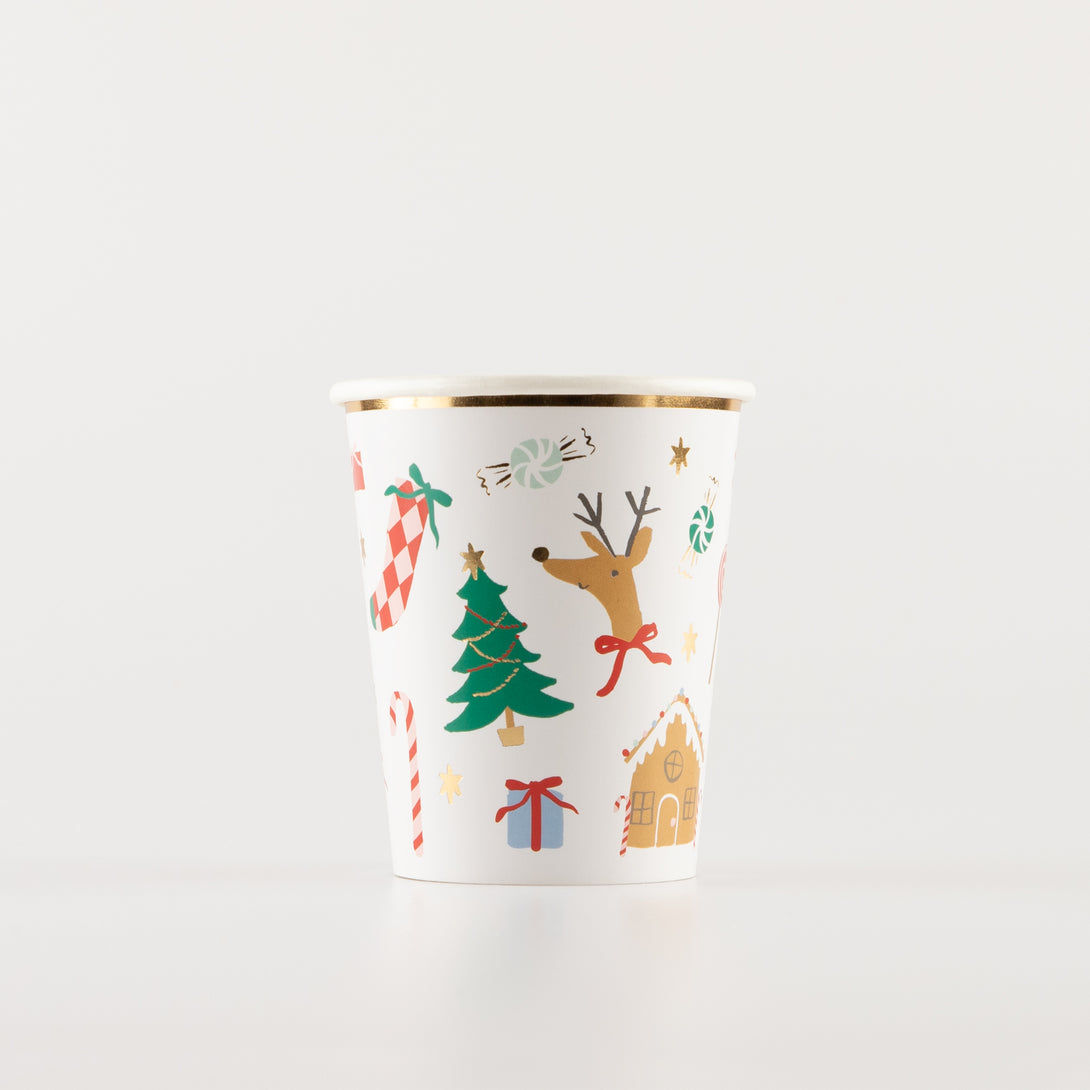 Our party cups, featuring jolly Christmas illustrations, are ideal for Christmas cocktails.