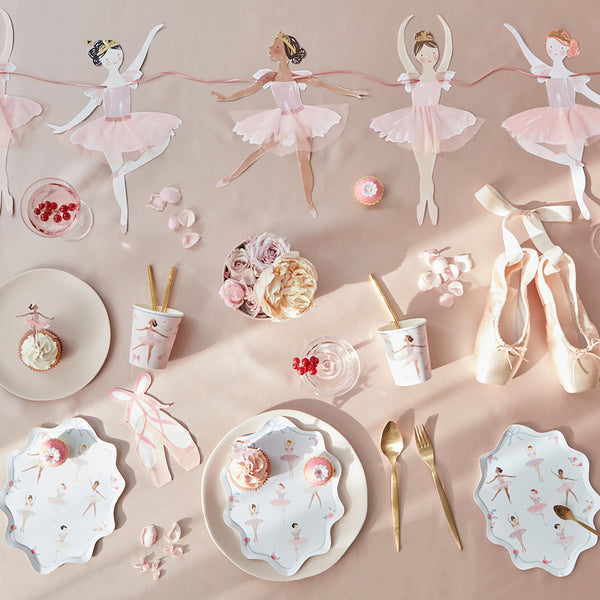 Our party napkins, in the shape of ballet slippers, are perfect to add to your ballerina party supplies. Image2