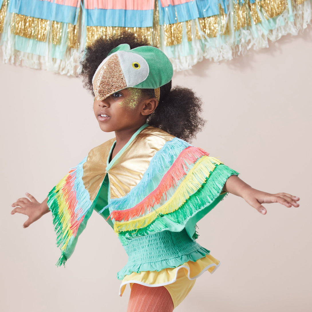 Our parrot costume is perfect for kids dress up or as a bird Halloween costume.