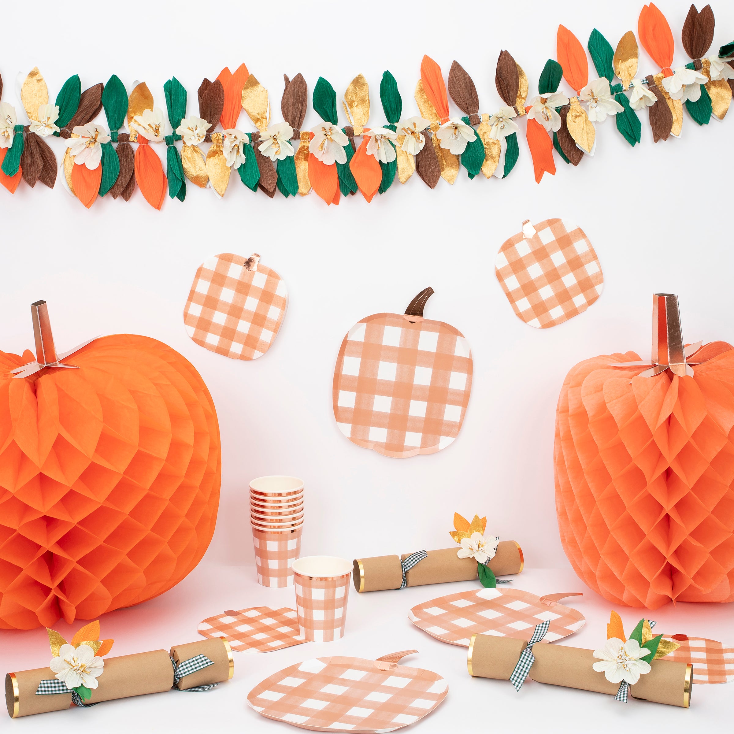 Gingham Thanksgiving Table Party Set