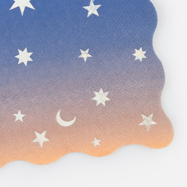 Our paper napkins, featuring stars and moons, are perfect for a magic party, witch party, wizard party or for your Halloween party ideas. Image3