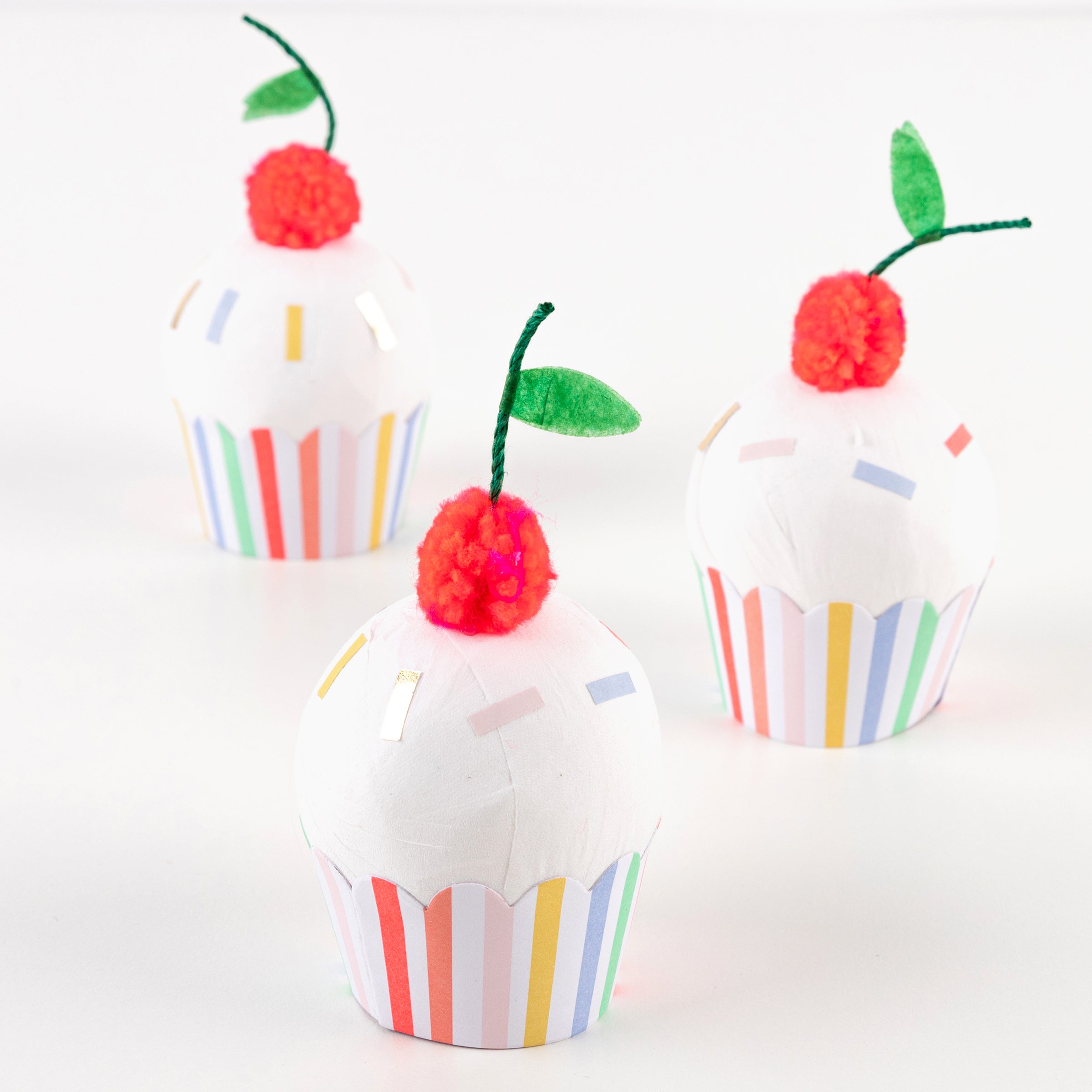 This party favors are cleverly crafted to look like cupcakes, and contain temporary tattoos for kids and friendship bracelets.