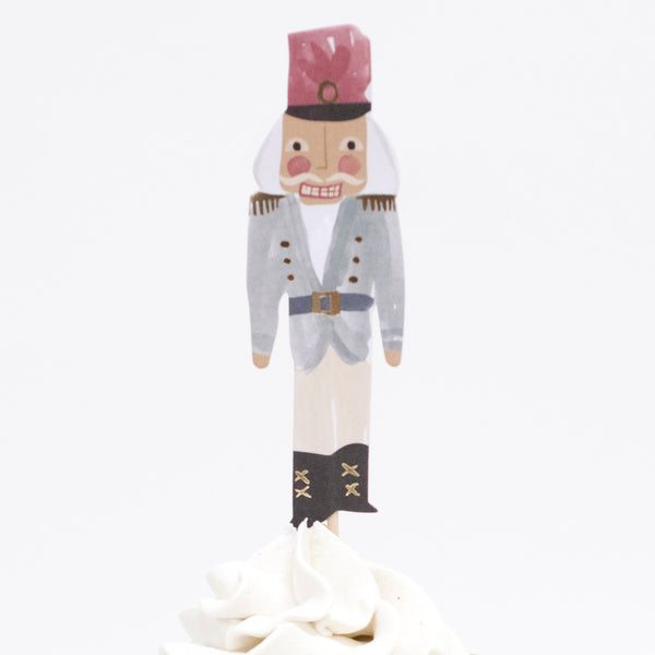 Make the most wonderful Christmas cupcakes with our special Nutcracker Christmas kit. Image5
