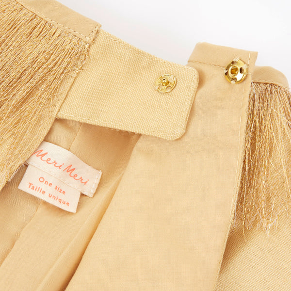 The fabulous kids costume has a cape, lion hat and swishy tail. Image8