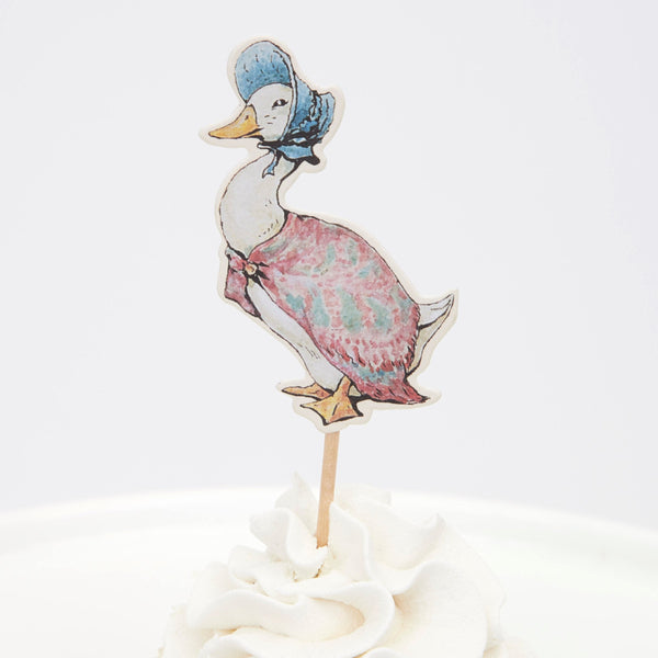 The set includes 4 charming designs, with Peter Rabbit, Benjamin Bunny, Tom Kitten and Jemima Puddle-duck. Image4