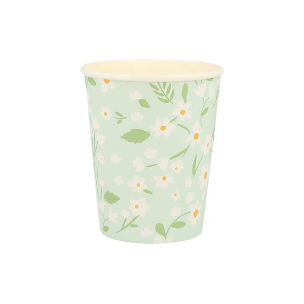 Make your party table look amazing with our pretty party cups, crafted from paper with a floral design. Image5