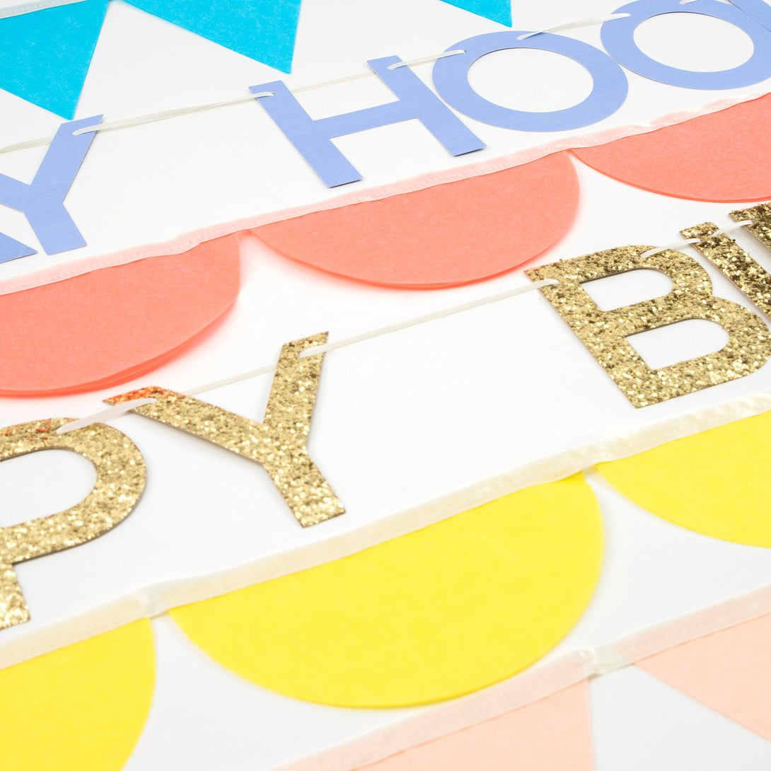 If you want a rainbow birthday party, with lots of brightly colored party supplies, you'll love our special party set.