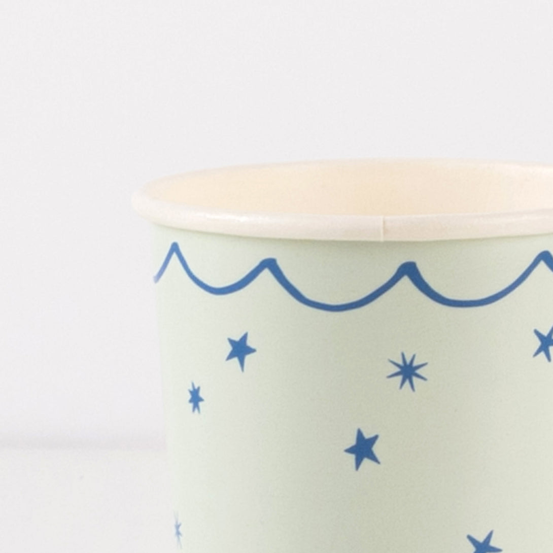 Our star party cup set features blue cups, pink cups and mint cups for the perfect paper cup selection.