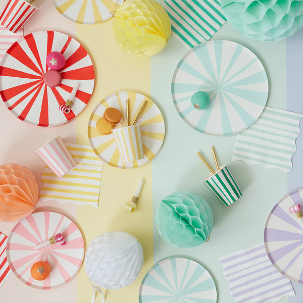 Our paper napkins, with bright stripes, are the perfect scalloped napkins for special events. Image2