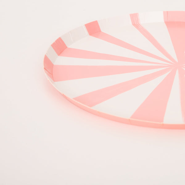 Our small plates, with a pretty pink pink stripe, are ideal as party plates, side plates or cocktail plates. Image4
