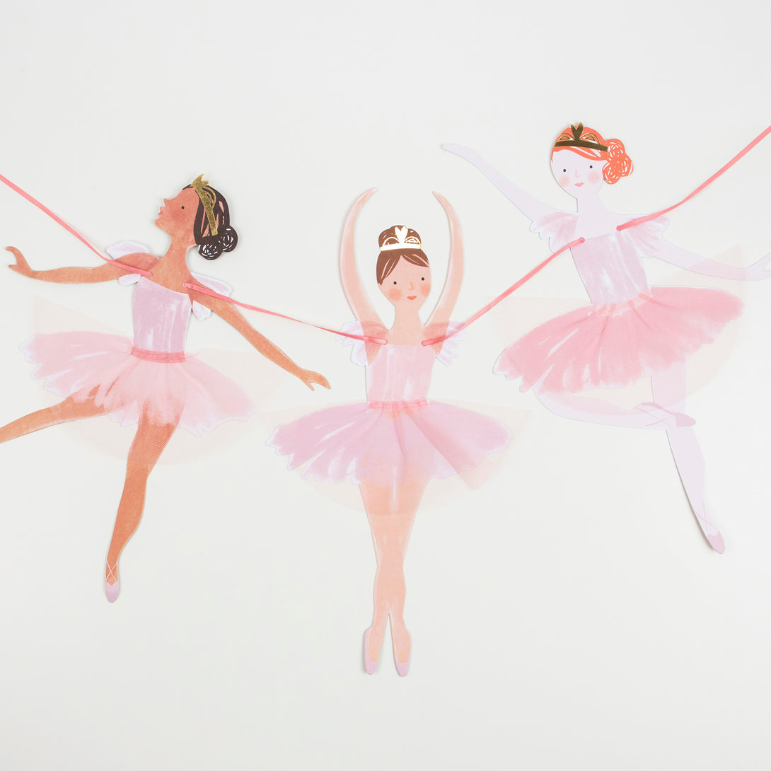 This set includes ballerina decorations for a birthday party, and tableware and a cupcake kit.