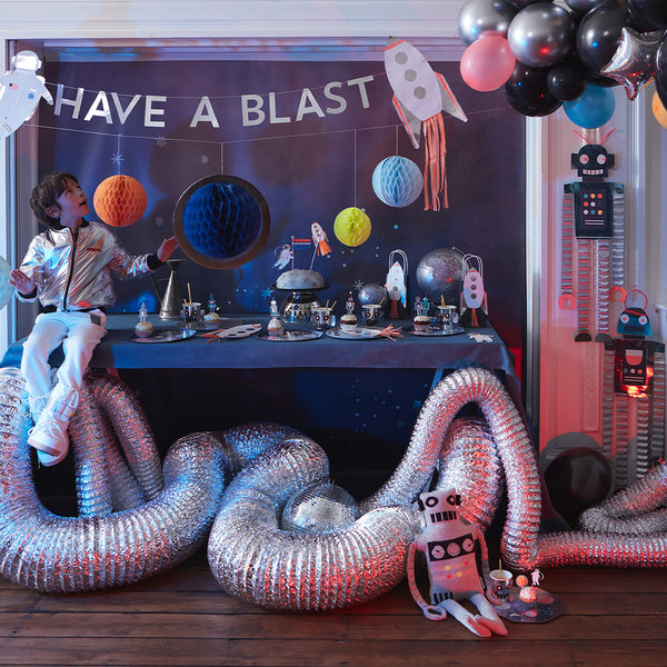 These delightful party cups feature 3D ears and a robot face, the shiny silver cups will look great at a space birthday party. Image3