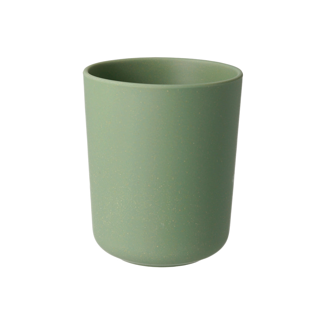 These melamine cups, with bamboo, are the perfect kids cups.