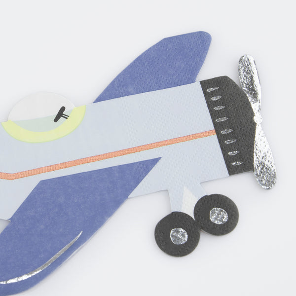 Kids who love airplanes will love our airplane party set which includes an airplane garland, plates, napkins and cups. Image8