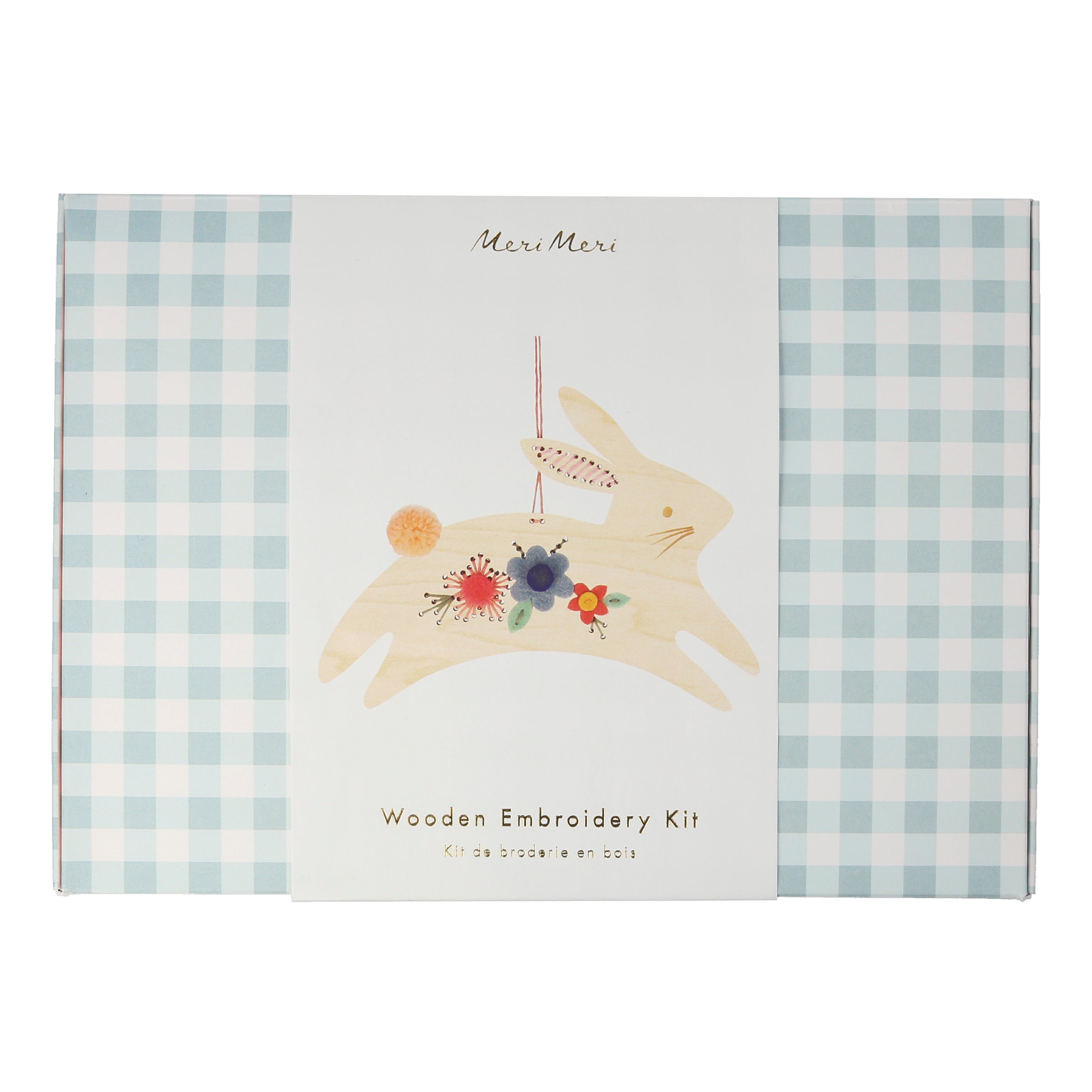 Kids who love crafts will adore this creative gift, with a wooden bunny to embroider, perfect as an Easter gift for kids.