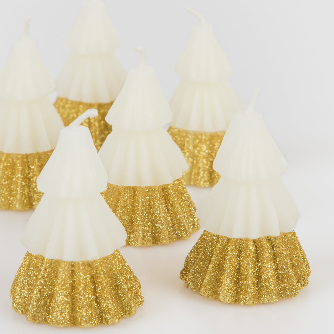 Our glitter tree candles are ideal if you're looking for wonderful Christmas table decoration ideas.