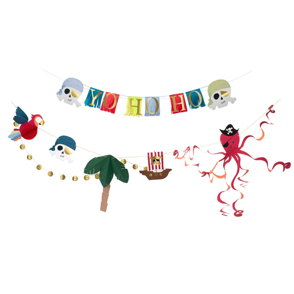Our party garland is perfect for a pirate birthday party as it features pirate decorations including skull-and-crossbones and a pirate ship. Image6