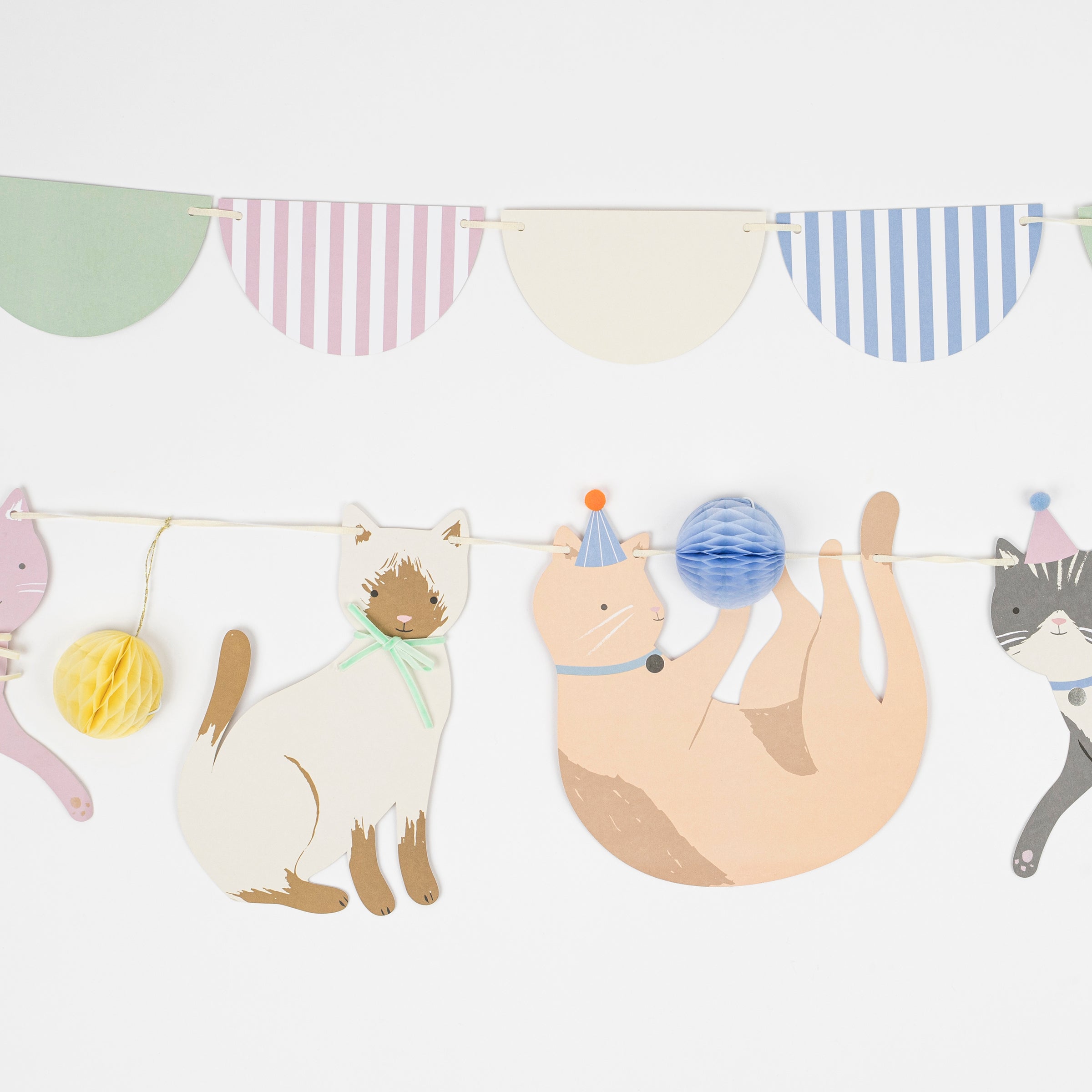 A cat themed birthday party will look amazing with our paper garland featuring cute cat decorations.