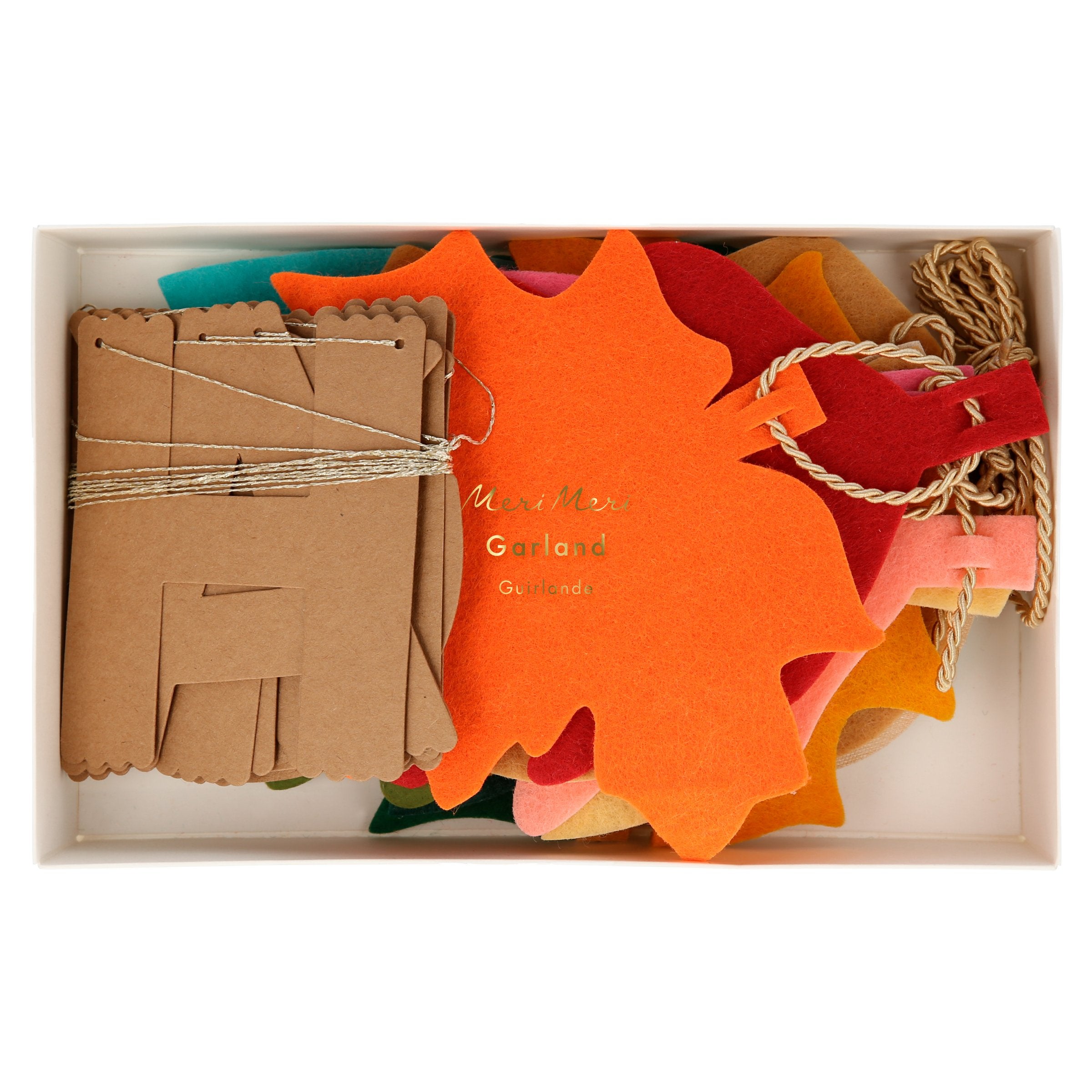Make your Thanksgiving party look amazing with a felt leaf Thanksgiving garland.