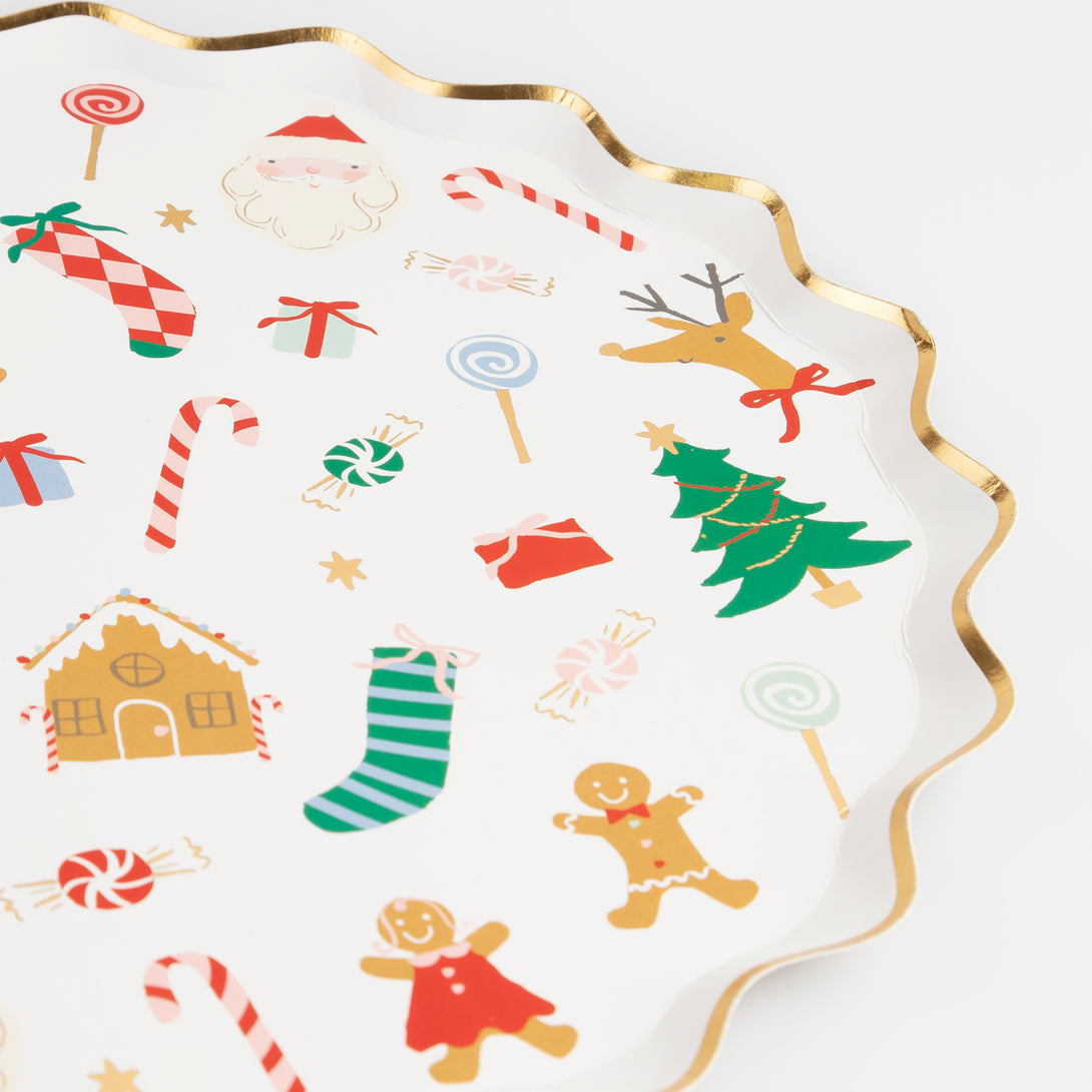 Our special Christmas set for the kids includes Christmas plates, cups and napkins, temporary tattoos and a festive paper garland.