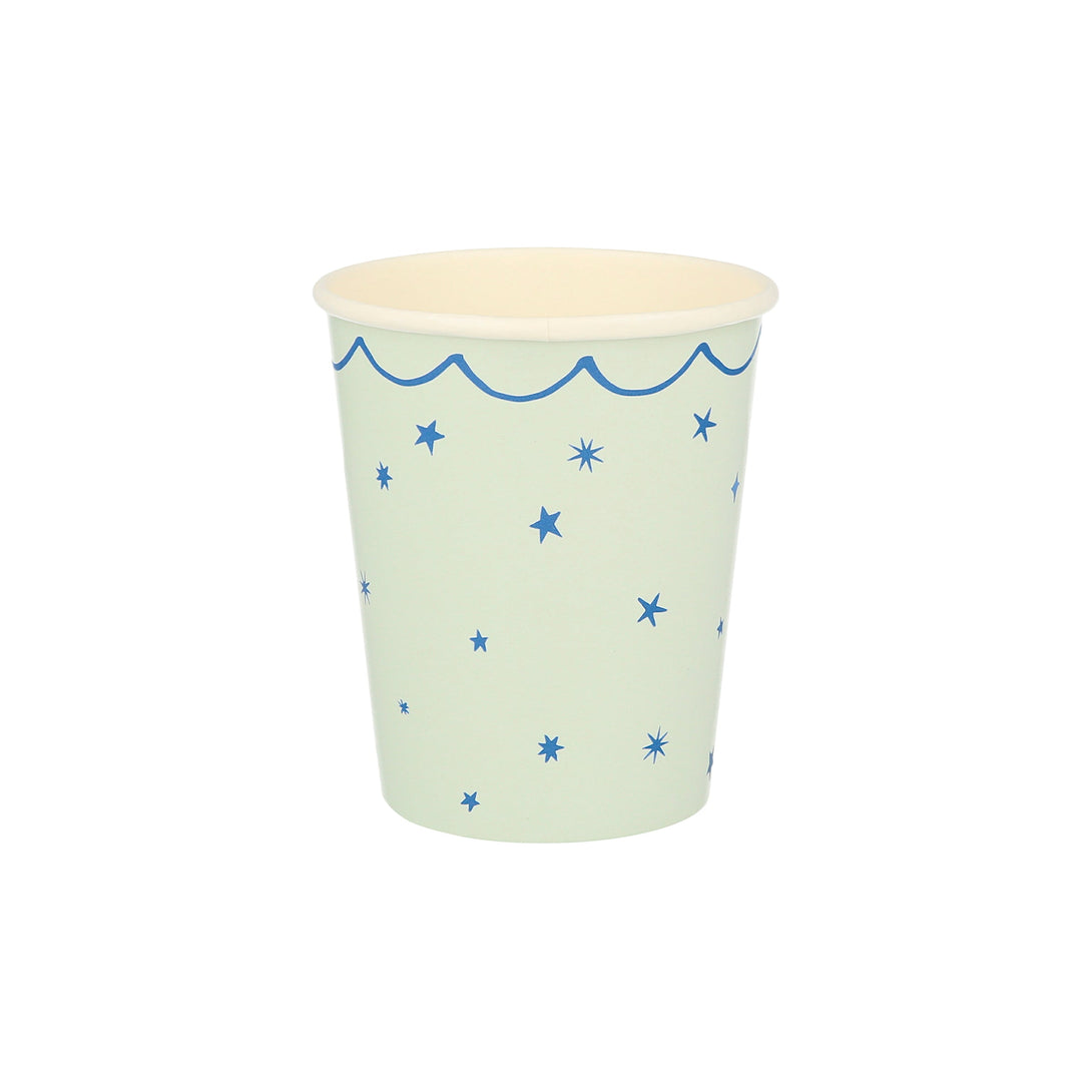 Our star party cup set features blue cups, pink cups and mint cups for the perfect paper cup selection.