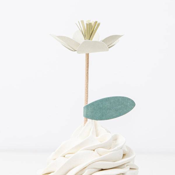 Flower Garden Cupcake Kit Image1